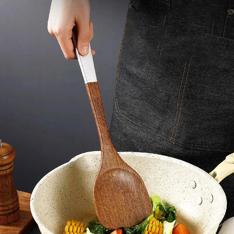 5pcs Natural Wooden Kitchen Utensils Set – Spatula, Spoon, and Flipper